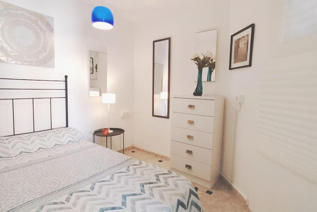Bonito Apartamento De Dos Dormitorios En El Centro Y Calle San Miguel Torremolinos Zewnętrze zdjęcie