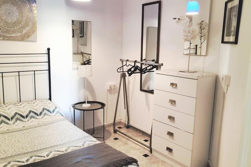 Bonito Apartamento De Dos Dormitorios En El Centro Y Calle San Miguel Torremolinos Zewnętrze zdjęcie